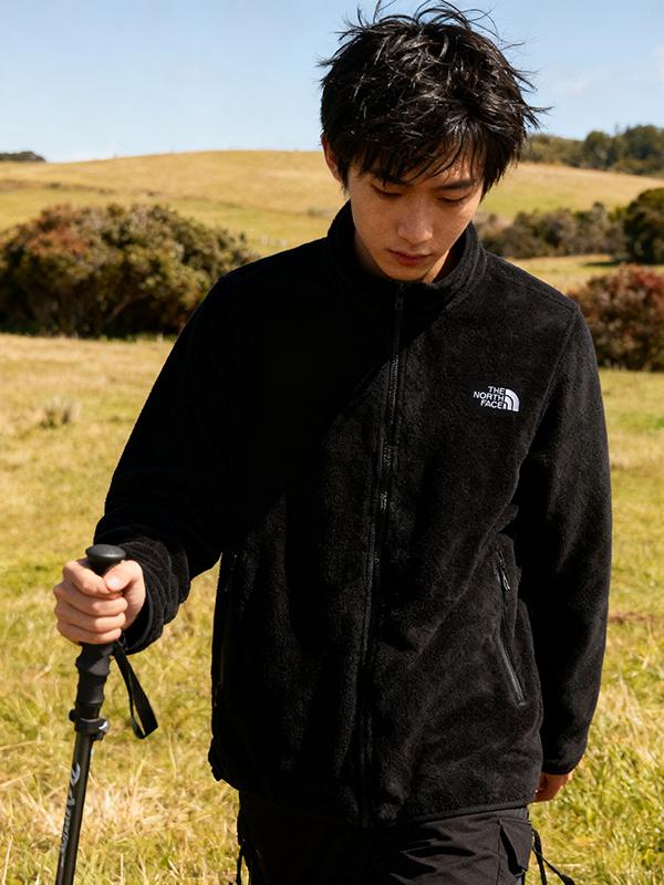 推荐商品：TheNorthFace/北面 保暖立领长袖可做内胆抓绒衣 8FHX 黑