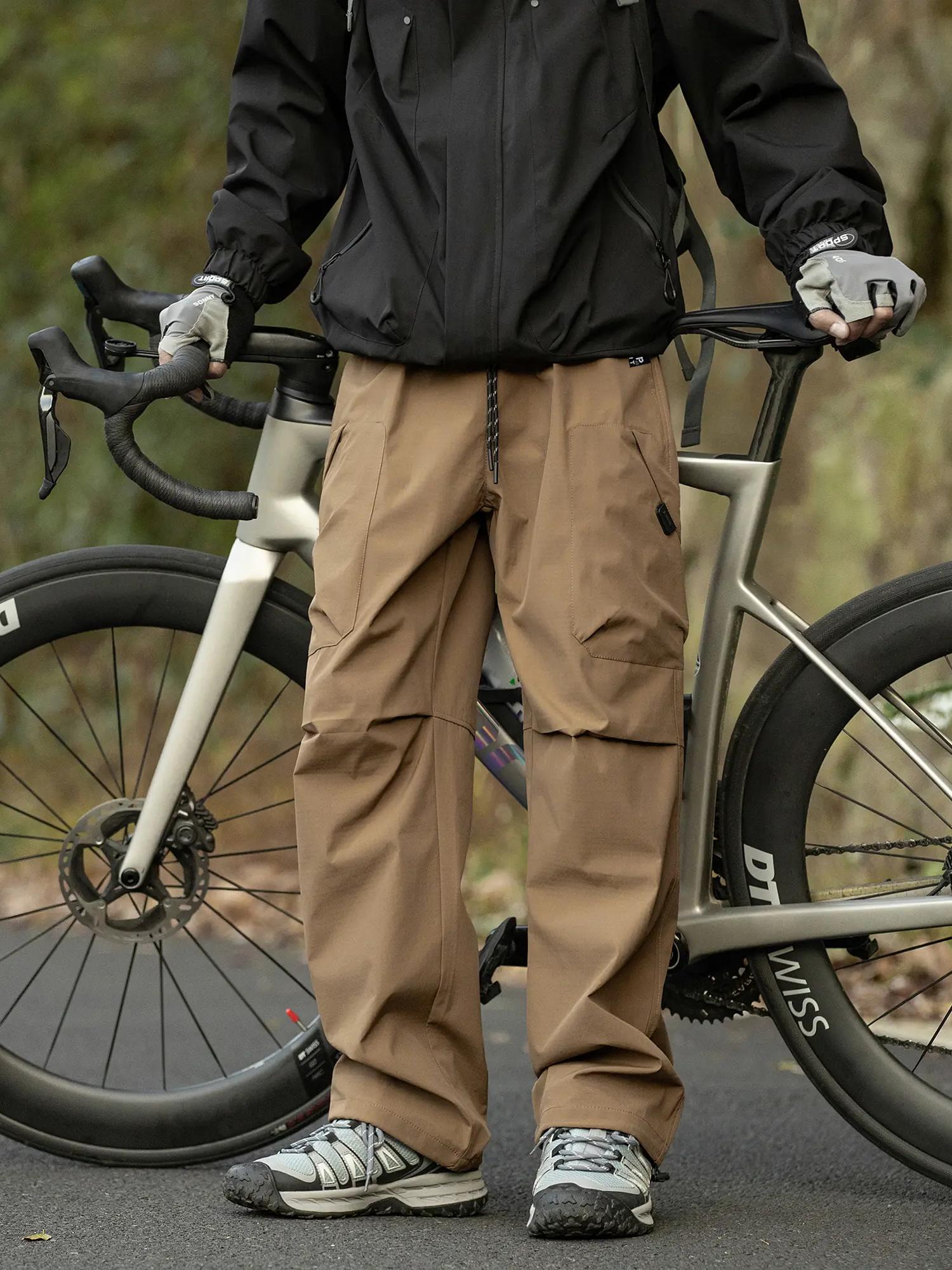 推荐商品：JEEP SPIRIT 科技防水加绒耐磨机能风冲锋裤 沙丘棕