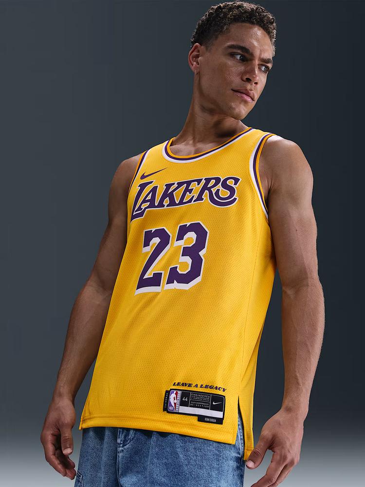 推荐商品：Nike 詹姆斯 湖人队 23号球衣 22-23/Icon/SW