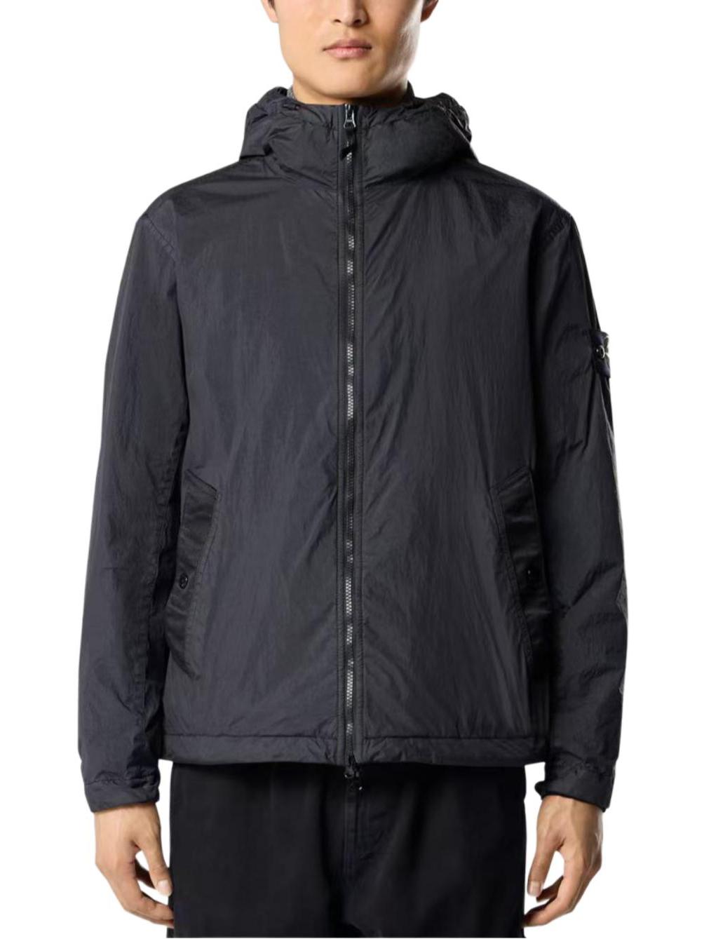 推荐商品：Stone Island/石头岛 徽章褶皱拉链连帽长袖夹克 L1S154100001S0A23 黑