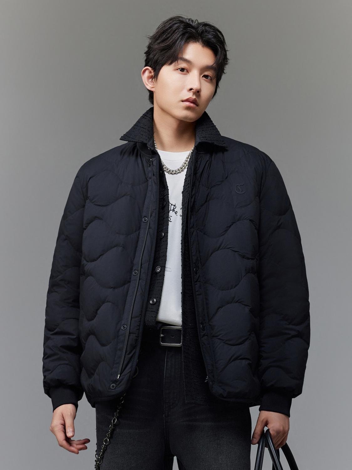 推荐商品：Cabbeen/卡宾 轻薄棒球领保暖羽绒服 3254141023 煤黑