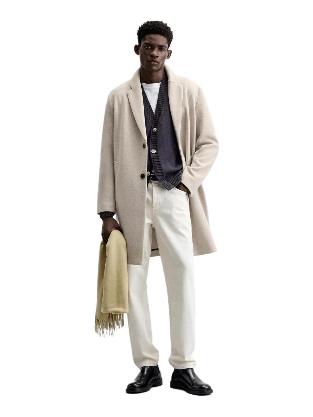 推荐商品：ZARA 羊毛混纺青春中长款单排扣毛呢外套 0507029 米