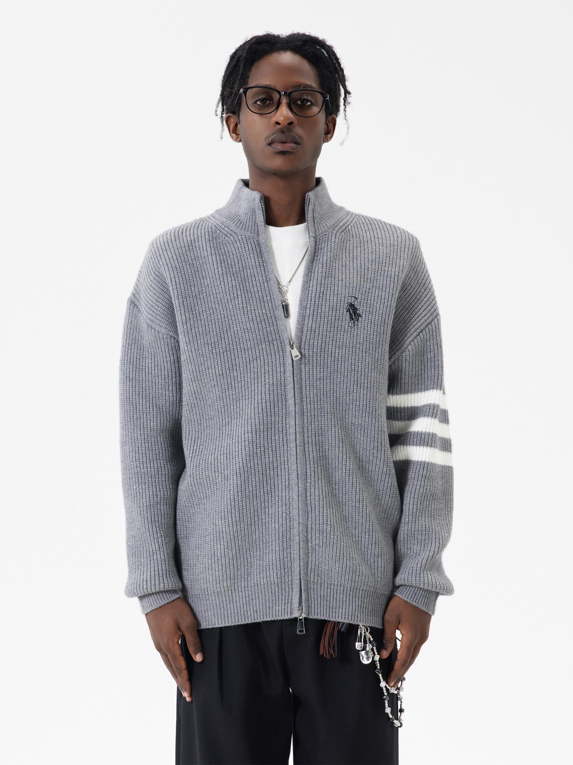 推荐商品：LONSDALE/龙狮戴尔 刺绣拼接条纹高级感长袖针织衫 SE-A544-MZ0012-CX06 深灰