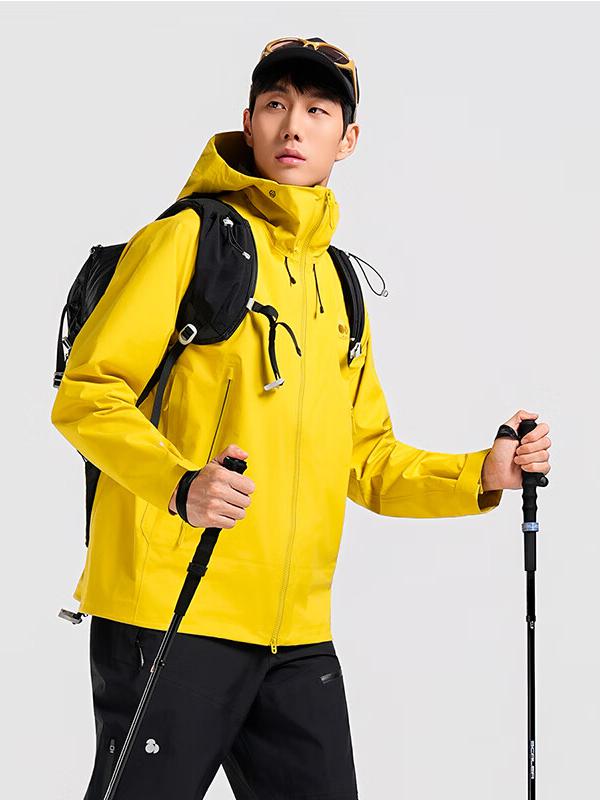 推荐商品：SCALER/思凯乐 2026SS 防风防水连帽冲锋衣 F2827D88 金珀黄