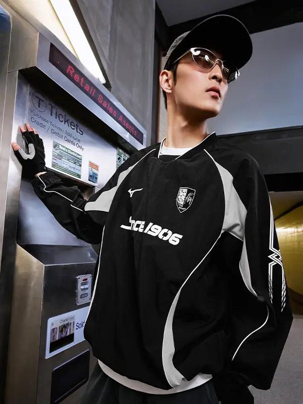 推荐商品：Mizuno/美津浓 2026SS 透气套头插肩长袖足球服 黑