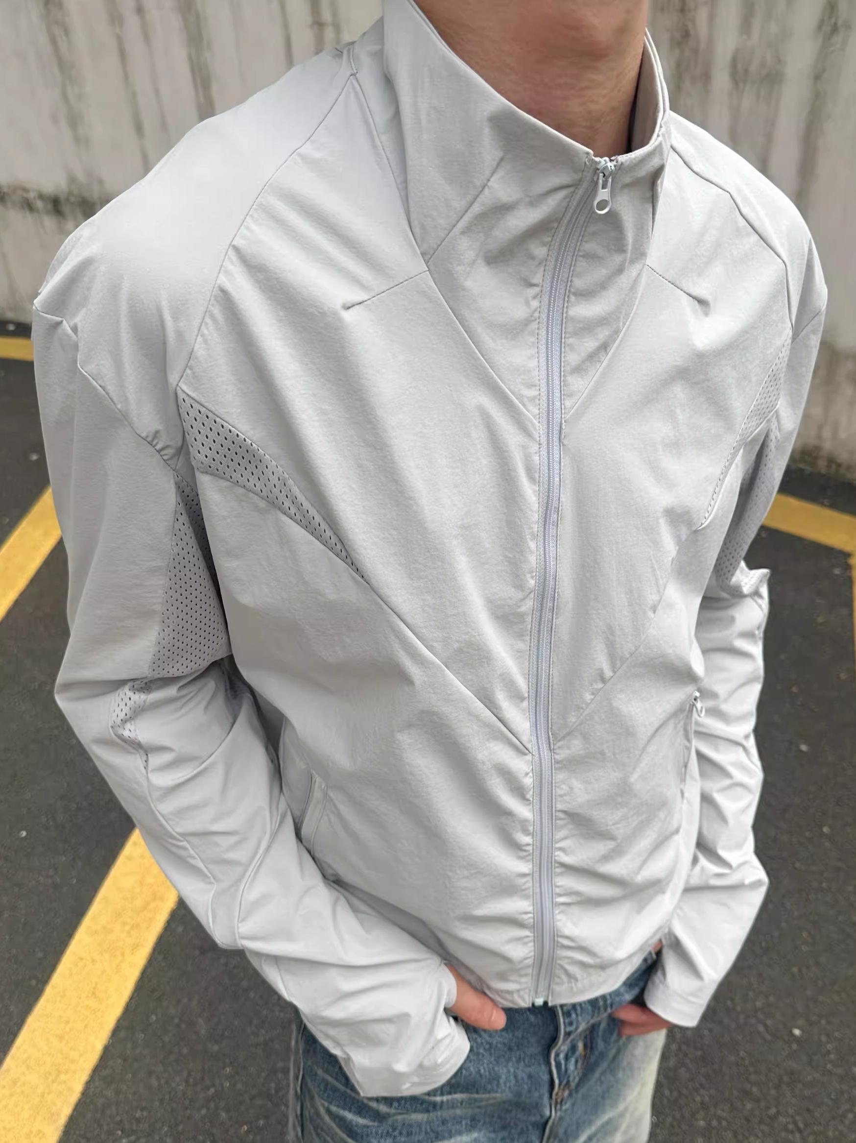 推荐商品：MADE EXTREME 凉感透气拉链直筒长袖防晒衣 256074 灰