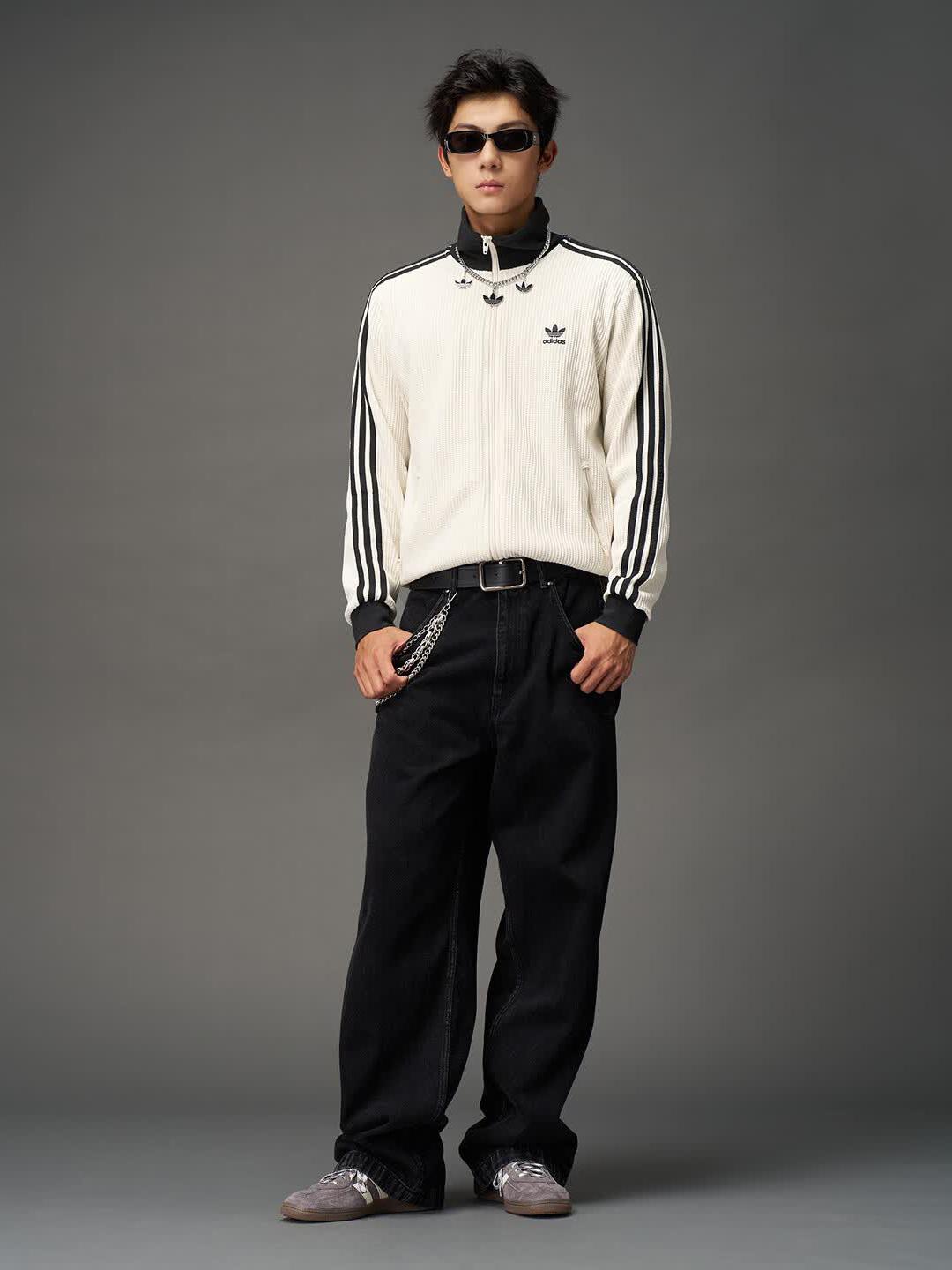推荐商品：【吴艳妮同款】adidas Originals/三叶草 三条纹系列立领防风耐磨棉质拼接华夫格夹克 JW0110 JX2804 JW0109 米白