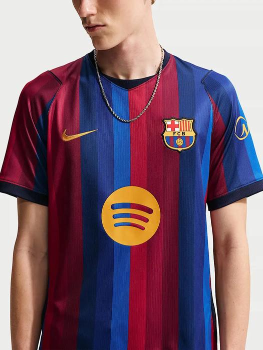 推荐商品:Nike/耐克 2026SS 巴萨主场 V领套头条纹短袖足球服 26-27/home/SW