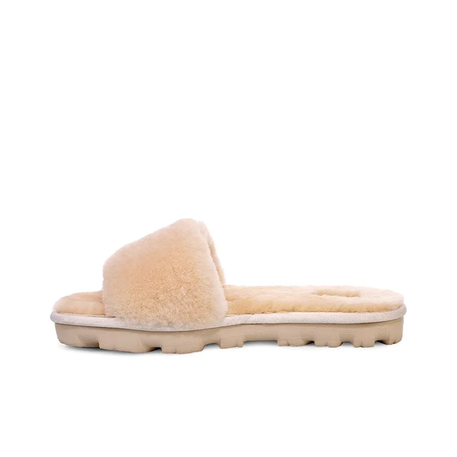 推荐商品：UGG Cozette Slide 柔软舒适 露趾防臭防磨橡胶底一字拖鞋 自然色