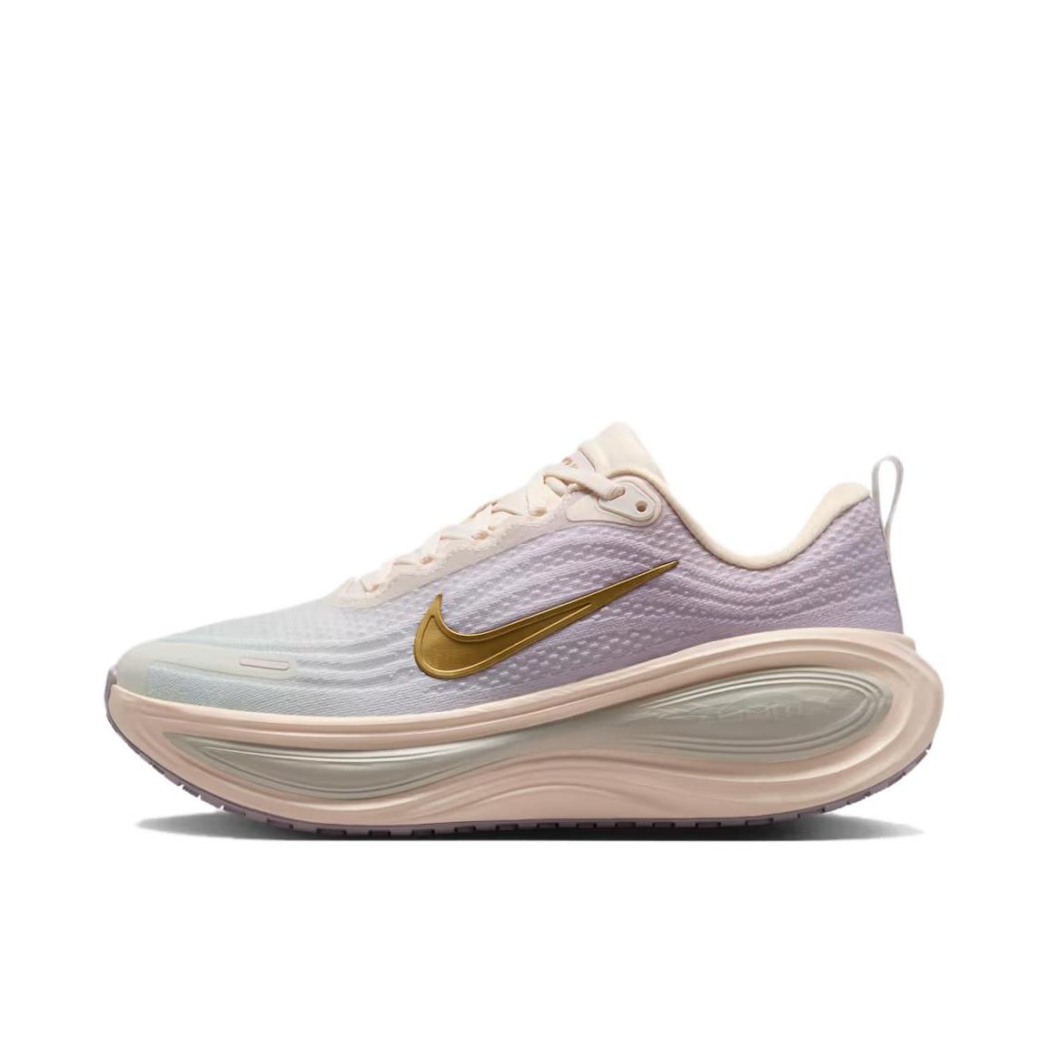 推荐商品：Nike Vomero Plus 超级迈柔 跑鞋 耐磨系带回弹网布支撑缓震轻便训练防滑贴合圆头 浅紫色