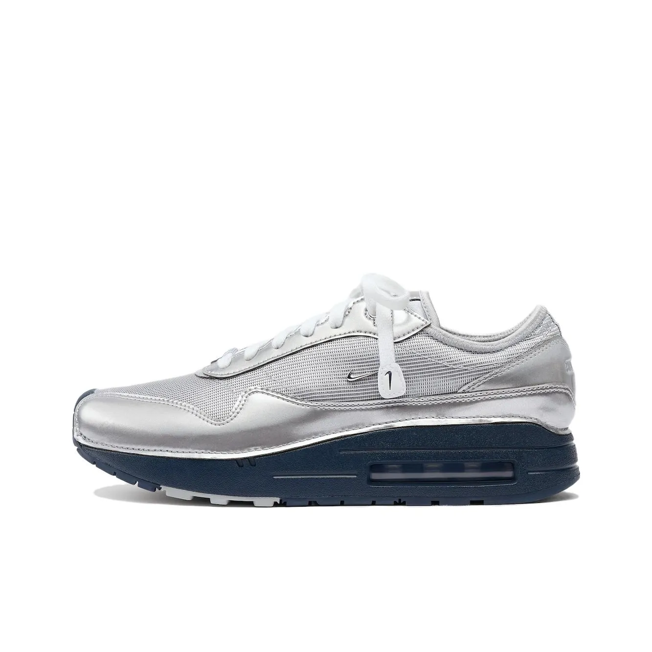 推荐商品：Nike Air Max 1 跑鞋 气垫缓震透气轻便复古运动舒适百搭潮流耐磨低帮训练防滑冬季支撑马拉松防水抓地圆头耐穿 Jacquemus联名/银色