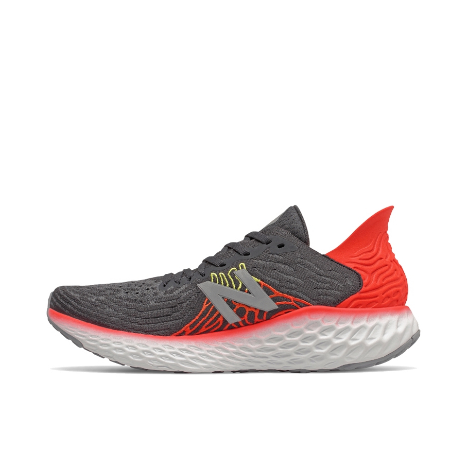 推荐商品：New Balance Fresh Foam W1080v10 跑鞋 缓震防滑耐磨轻便透气回弹网布百搭 灰色/红色