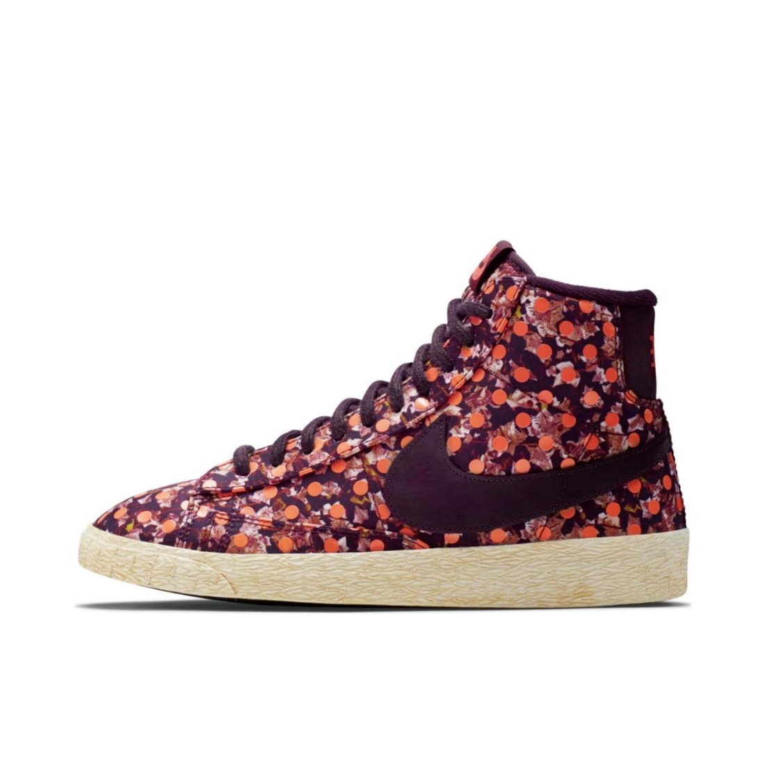 推荐商品：Nike Blazer 板鞋 经典复古防滑舒适百搭  Liberty Burgundy 粉碎花