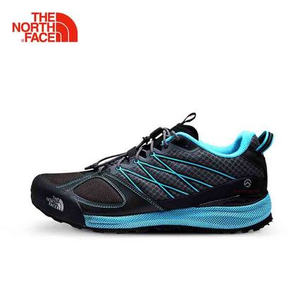差价巨大！北面女款透气抓地耐磨徒步鞋 CM60
