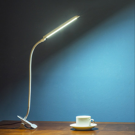 发光柔和！特珂斯柏夹子护眼台灯TPE-166C-01