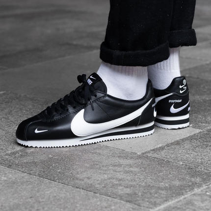 Nike Classic Cortez 殺人鯨