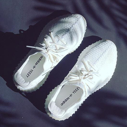 adidas Yeezy 350 Boost V2 纯白