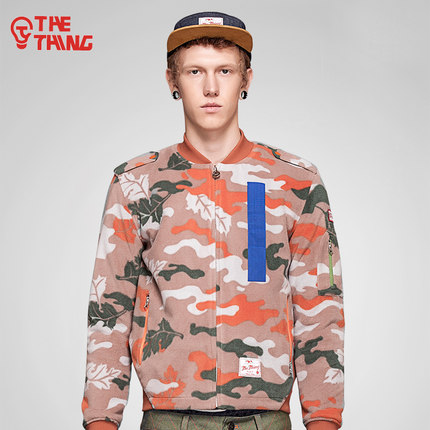 酷感十足！THETHING 男款迷彩棒球衫
