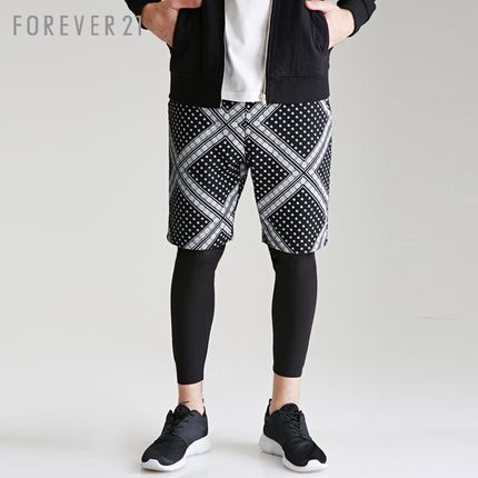 潮男必备！FOREVER21 男士丝巾印花运动短裤