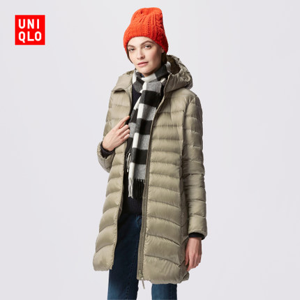 再降！UNIQLO 女款高级轻型羽绒连帽大衣 146394
