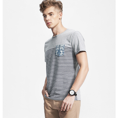 断码好价！A21男式条纹拼接圆领印花短袖T恤