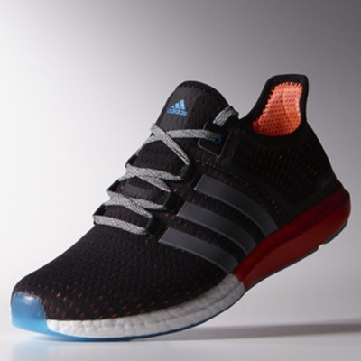 近期好价！阿迪达斯Gazelle Boost泡沫清风跑鞋