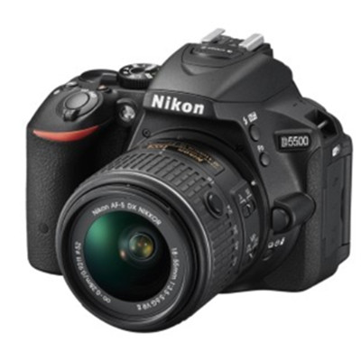 特价秒杀！尼康 D5500 单反套机 (18-55mm）