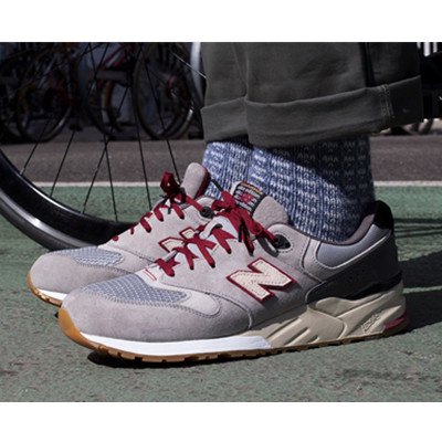 10.5码！新百伦New Balance ML999 Riders男士复古慢跑鞋
