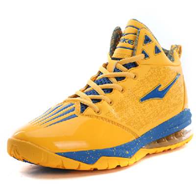 稳定避震！鸿星尔克2015新款高帮篮球战靴