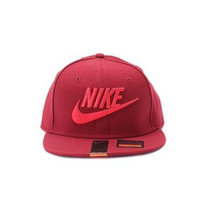 新潮好价！NIKE LIMITLESS TRUE运动帽584169-679