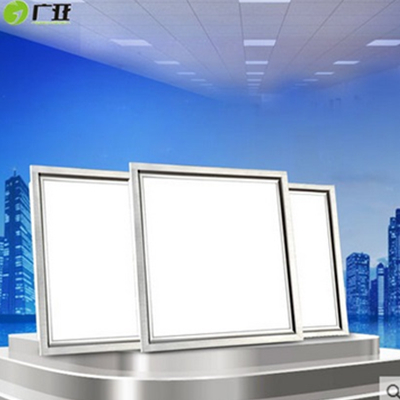 无闪护眼！广亚 方形嵌入式平板灯 8W