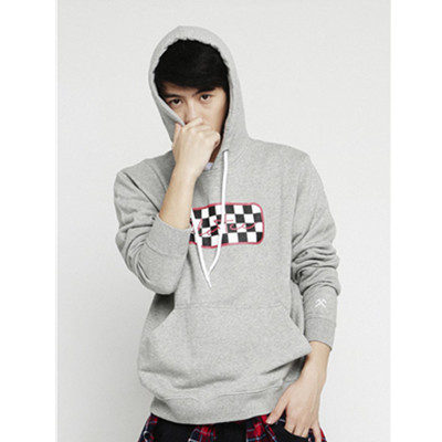 YOHO独家！CLOTtee「Working Class Hero」卫衣