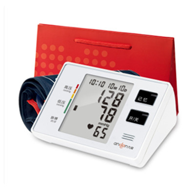 送爸妈！九安Andon臂式带语音电子血压计KD-5901