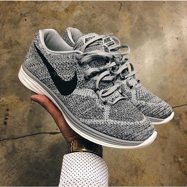 轻盈耐久!NIKE FLYKNIT LUNAR 3