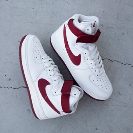 再造传奇！NIKE AIR FORCE 1 HIGH RETRO QS