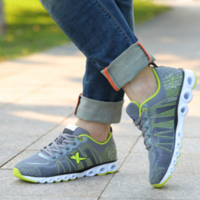 飞线技术！XTEP特步男士轻便减震运动鞋