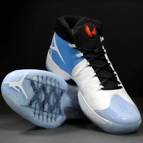 官网补货！AIR JORDAN XXX“University Blue”