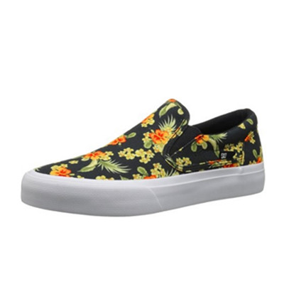码数较多！DC TRASE SLIP-ON 休闲鞋
