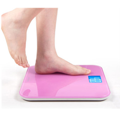 减肥助手！乐心A3电子称体重秤