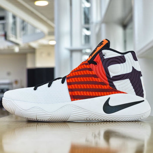 非凡疾速！Kyrie 2 Limited EP