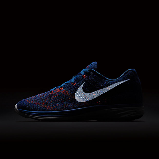 轻盈耐久！Nike Flyknit Lunar 3