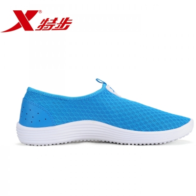 透气轻便！特步一脚蹬休闲鞋985219329221