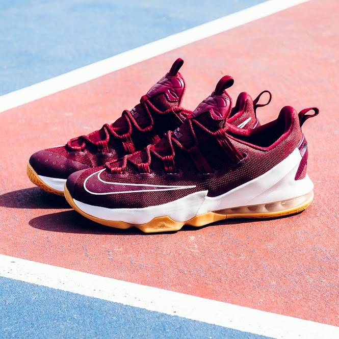 实战利器！LeBron XIII Low