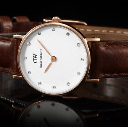历史新低！丹尼尔&middot;惠灵顿  女士牛皮手表 0903DW
