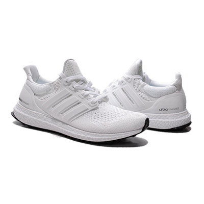 最美跑鞋！阿迪达斯UltraBoost 1.0 16新款纯白跑鞋