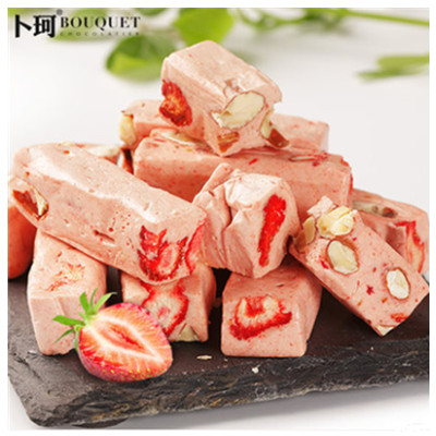 香醇浓郁！卜珂草莓巴旦木牛扎糖420g