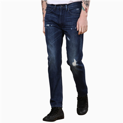 全网好价！李维斯标准窄脚破洞做旧牛仔裤16882-0132