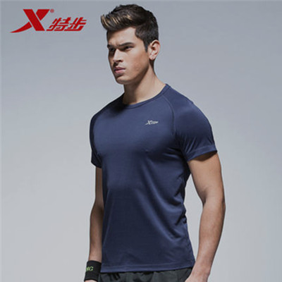 简约轻便！特步男子短袖T恤884129089027