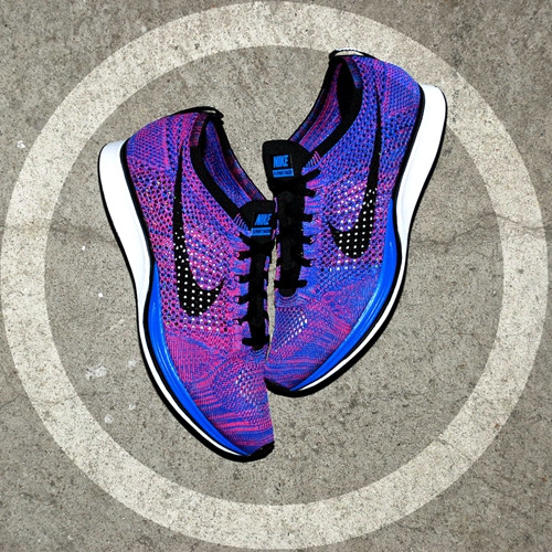 轻盈如羽！Nike Flyknit Racer