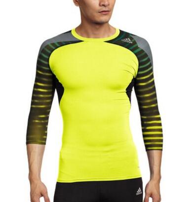 近期好价！adidas 阿迪达斯 TECH-FIT 男式 中袖紧身T恤